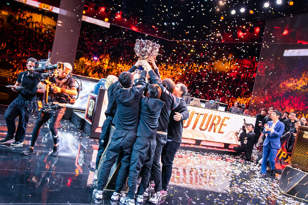 GEN零封KT晋级LCK夏季赛季后赛决赛，S15全球总决赛席位落定；LPL四号种子迎战T1，米勒呼吁破局